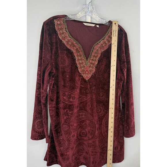 Soft Surroundings Burgundy Velvet Tunic Top L Embroidered Beaded Boho Holiday - Picture 3 of 8